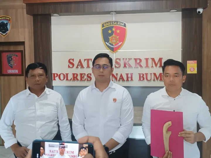 Heboh Pria Bawa "Senjata" di Tanah Bumbu